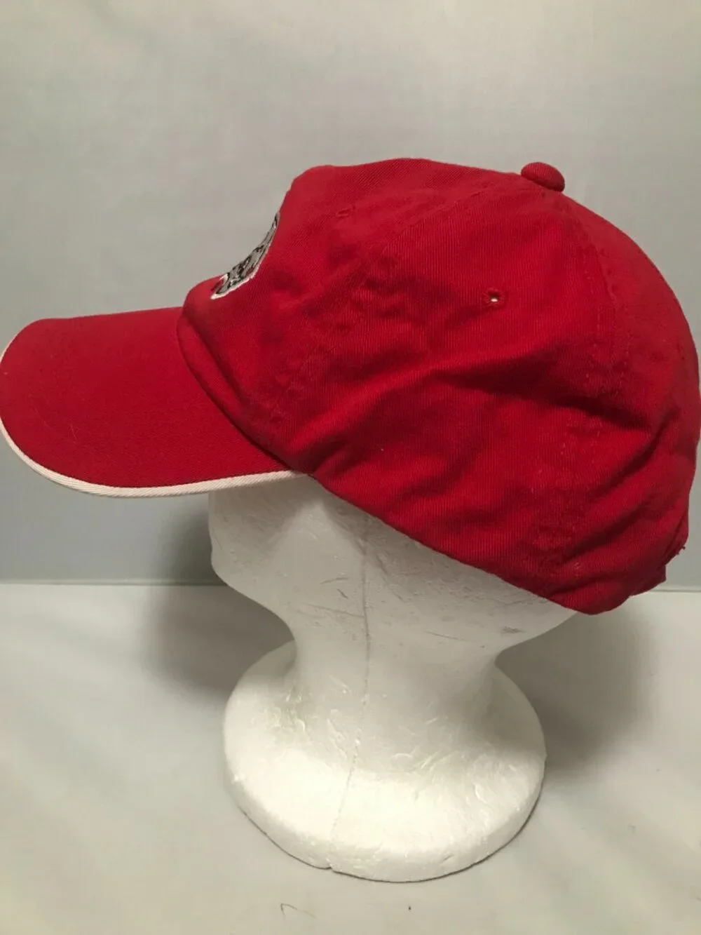 University of New Mexico Lobos Hat UNM Baseball Cap Red & White Adj. Buckle